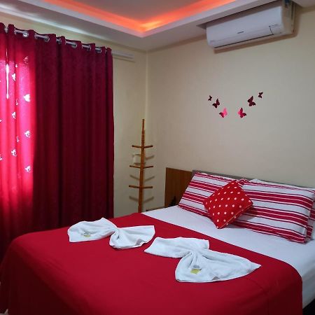 Quartos Em Casa In Caxias Da Paraiso 두키데카시아스 외부 사진