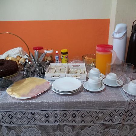 Quartos Em Casa In Caxias Da Paraiso 두키데카시아스 외부 사진