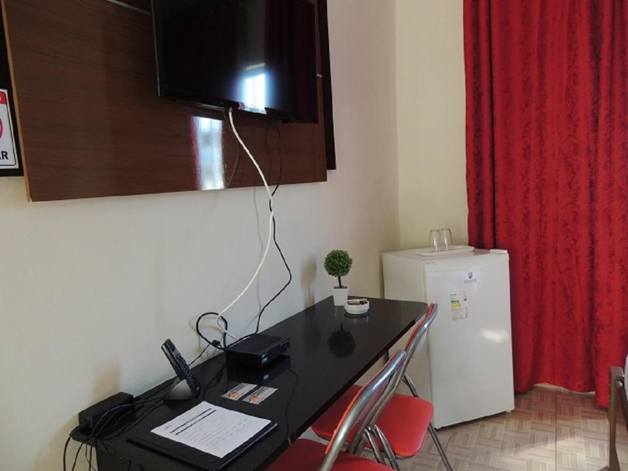 Quartos Em Casa In Caxias Da Paraiso 두키데카시아스 외부 사진